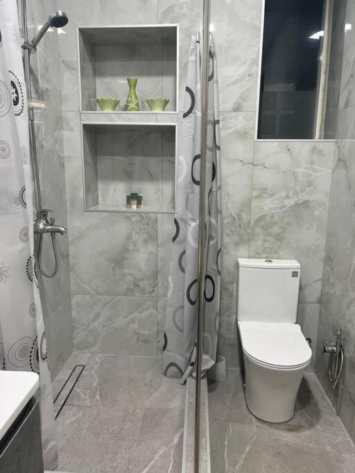 Spacious 2 Bedrooms In The Center Of เยเรวาน ภายนอก รูปภาพ