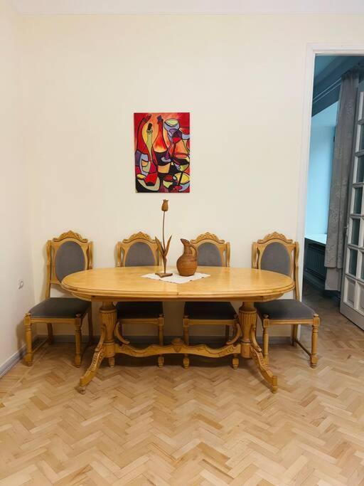 Spacious 2 Bedrooms In The Center Of เยเรวาน ภายนอก รูปภาพ